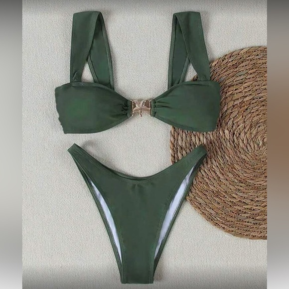 Green Bikini Set - Picture 2 of 4